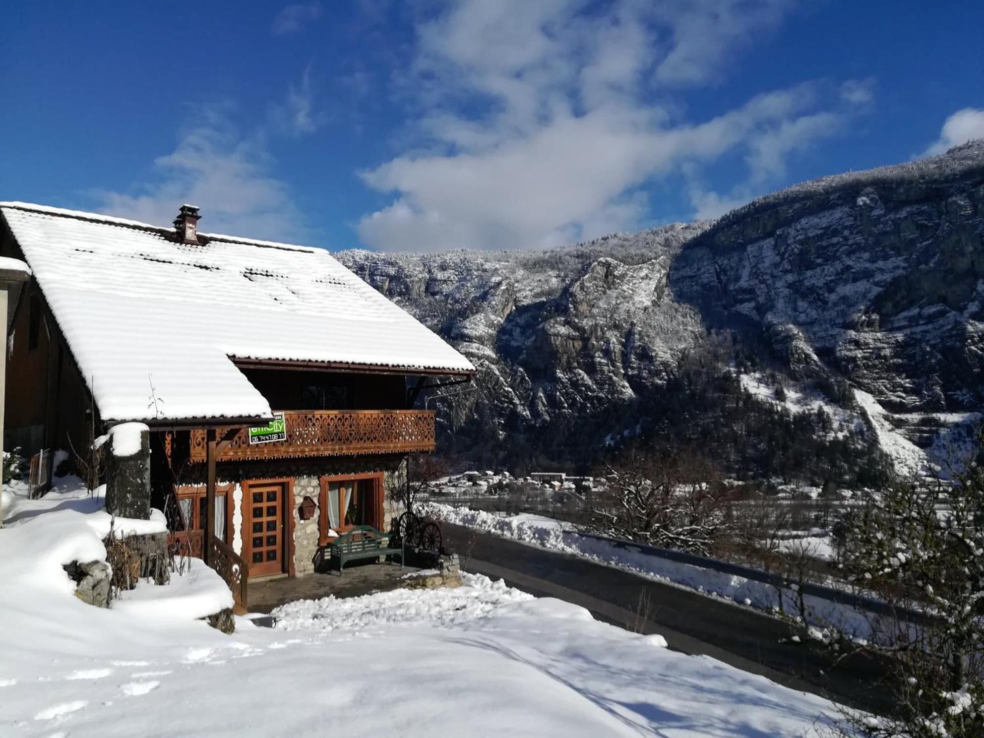 Appartement Cozy 100M2 Dans Chalet Savoyard Magland ภายนอก รูปภาพ